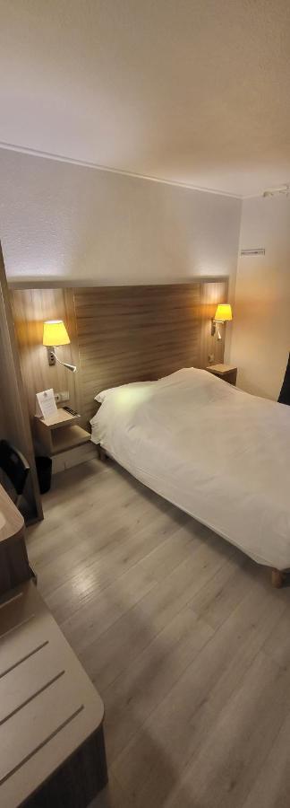 Crystal Hotel Saint Denis Basilique Luaran gambar