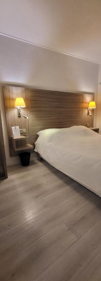 Crystal Hotel Saint Denis Basilique Luaran gambar