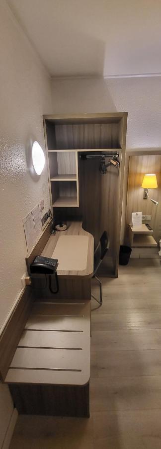 Crystal Hotel Saint Denis Basilique Luaran gambar