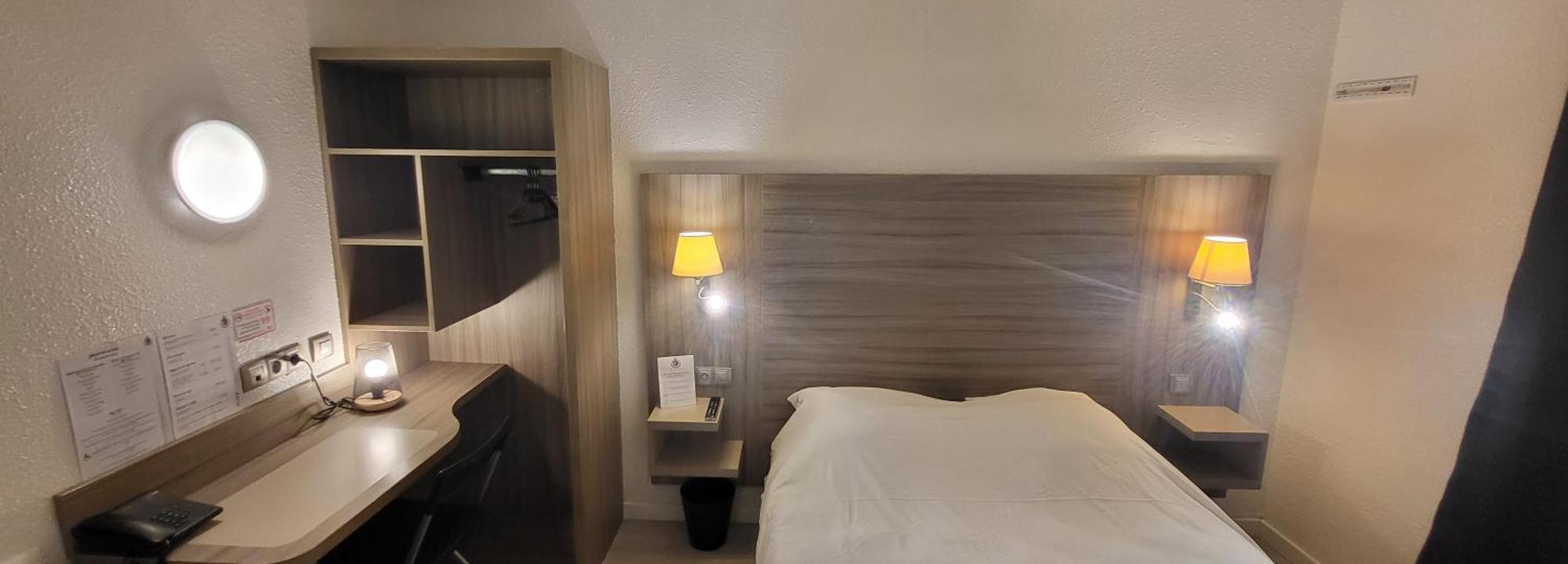 Crystal Hotel Saint Denis Basilique Luaran gambar